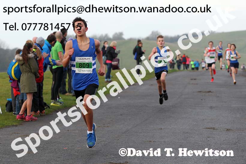 Under-15s Heaton Harriers Memorial Road Race. Photo: David T. Hewitson/Sports for All Pics